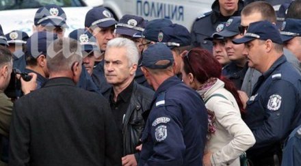 волен сидеров съм удрял полицая варна беше 130 кила любомир павлов уволни демокрация