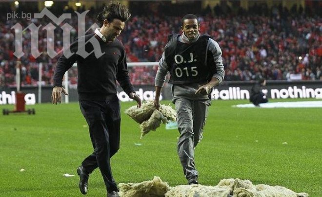 Разрушителна буря връхлетя Португалия