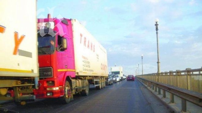 Министри на България и Турция решават проблемите с превозвачите