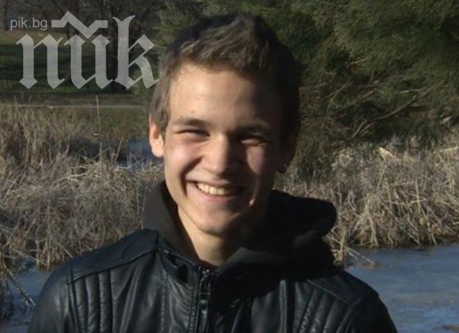 Виктор, който спаси куче, лягайки върху леда на езеро, не можел да плува