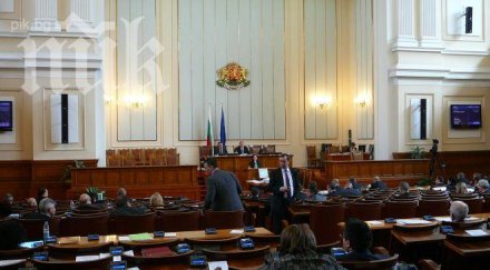 отцепниците герб депутатът бареков подкрепиха вота недоверие орешарски