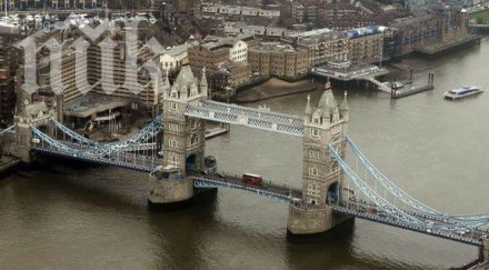 темза преля масова евакуация летище хийтроу