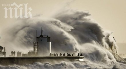 нова тежка буря насочва великобритания