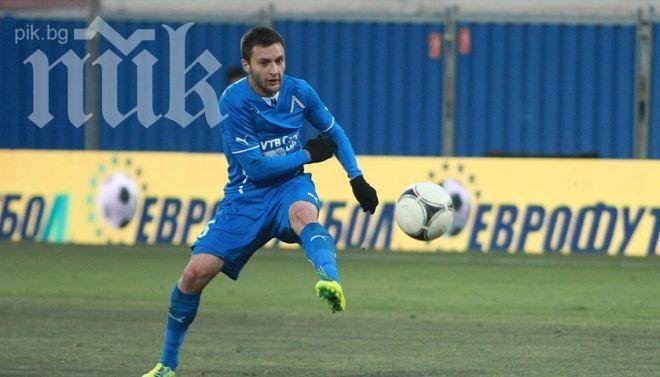 Орлин Старокин и Ларсен Туре лекуват контузии в Агия Напа