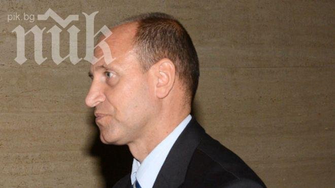 Съдът върна на работа служител на НСО