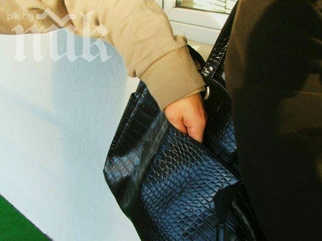 Ученици тероризират село в Габровско, крадат на поразия