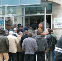 480 000 българи са готови да емигрират