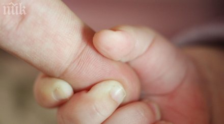 трагедия усложнения грип убиха месечно бебе