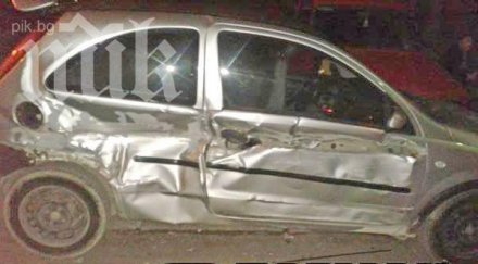 екшън пътя бандит краде лада помита коли бясна скорост снимка