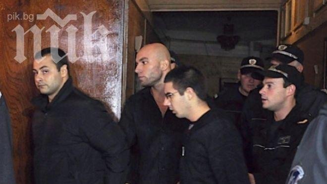 Скинара се ожени в следствения арест във Враца