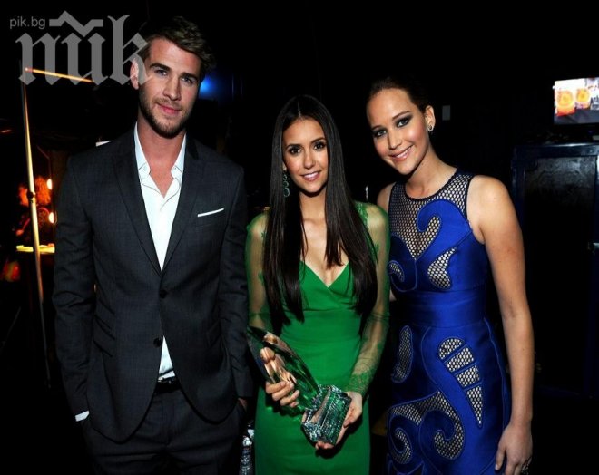 Майли Сайръс бясна на Нина Добрев заради мъж