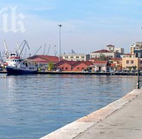 Българи може да купят пристанището в Солун