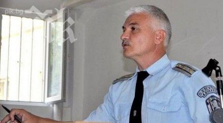 прокурори проверяват шефа охранителна полиция разград