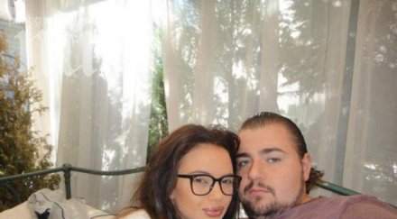 мара отварачката изповяда чакам гущеров предложи брак работим бебе