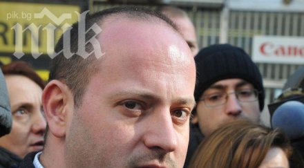 радан кънев съди бареков клевета