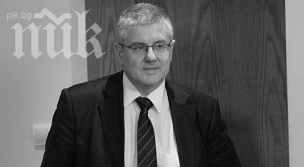 парламентът потъна траур заради смъртта димчо михалевски депутати журналисти плачат неудържимо