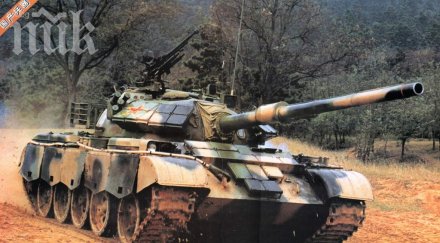 китайската армия купува танкове старите били малки войниците