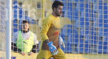 левски върна вратаря мишо иванов първия отбор