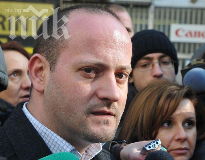 Радан Кънев ще съди Бареков за клевета