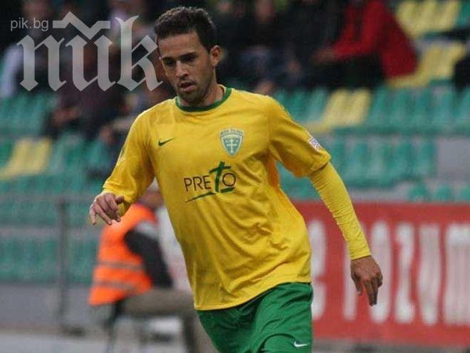 Национал на ЮАР ще рита в Левски