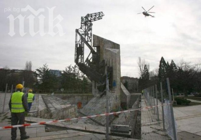 100 000 лева отиват за реконструкция на паметника пред НДК