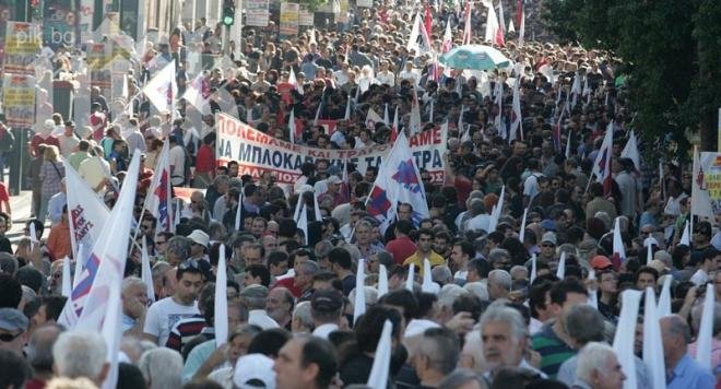 Гръцките фермери на бунт срещу данъците