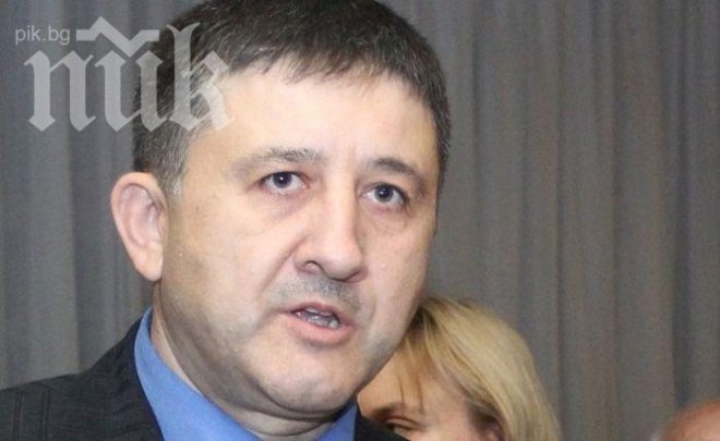 След публикация на ПИК! Отцепникът от ГЕРБ Георги Марков потъна вдън земя