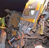 УЖАС: Над 50 жертви в катастрофа между влак и училищен рейс (+видео)