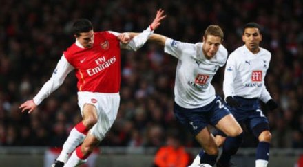 арсенал смачка тотнъм лондонското дерби