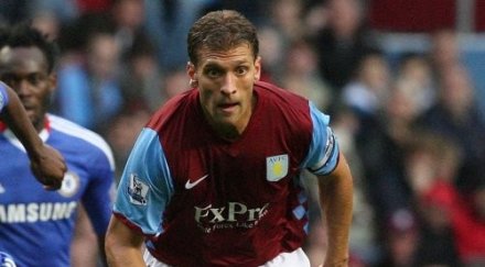 предлагат пост стилиян астън вила