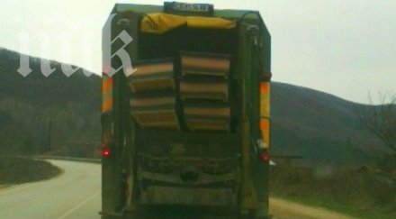 гавра камион боклук носи ковчези