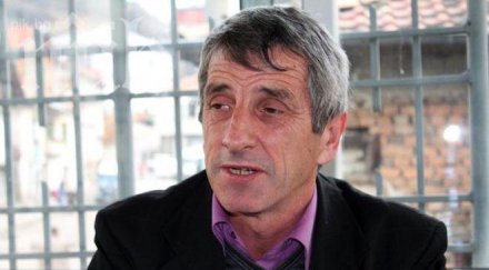 село рибново бойкотират нов директор училище