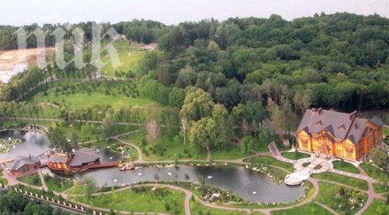 вилата янукович струва 100 млн долара