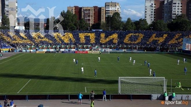 Сериозен интерес на сините фенове към Божинов