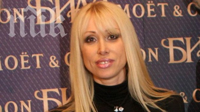 Кристина Димитрова пръсна 400 лв. за прическа
