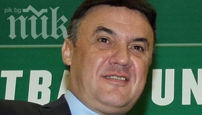 Боби Михайлов с 30 бона награда от ФИФА