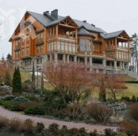 Украинците превзеха имението на Янукович (снимки и видео)