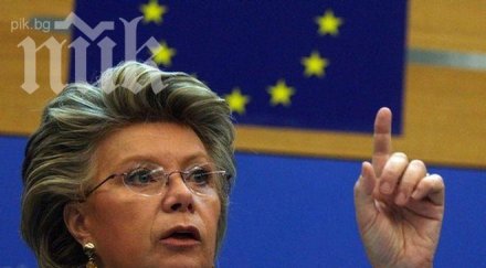 вивиан рединг призова каталония цепи испания