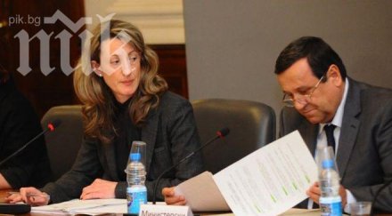 тристранката обсъжда повишаването пенсионната възраст