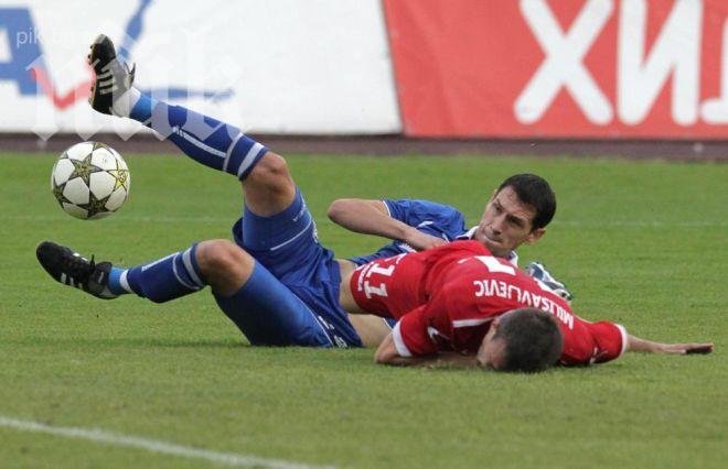 Черноморец и ЦСКА не успяха да си отбележат гол през първото полувреме