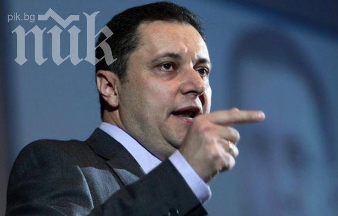 Яне Янев размаха пръст на информационна агенция, изкривили му думите