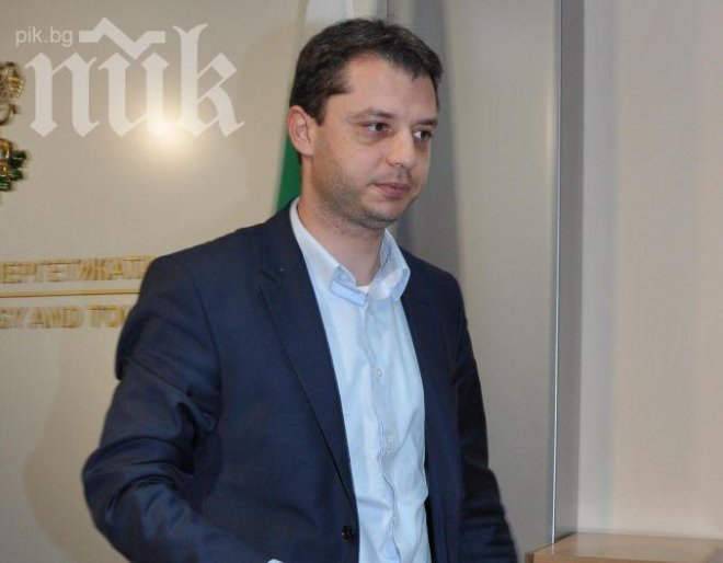 И Делян Добрев обясни, че няма да напуска ГЕРБ