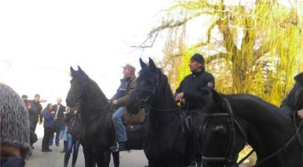 четирима конници отдадоха почит джоко росич последния път снимки видео