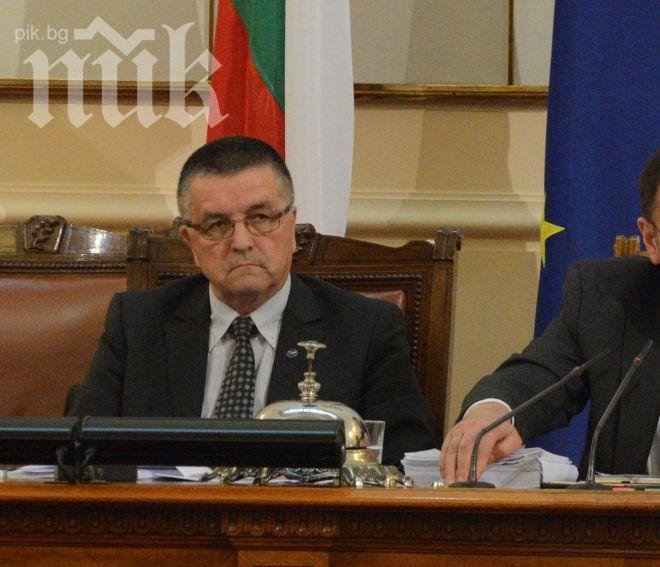 Алиосман Имамов пред ПИК: Двама депутати от БСП са ни излъгали, не съм фалшифицирал кворума!