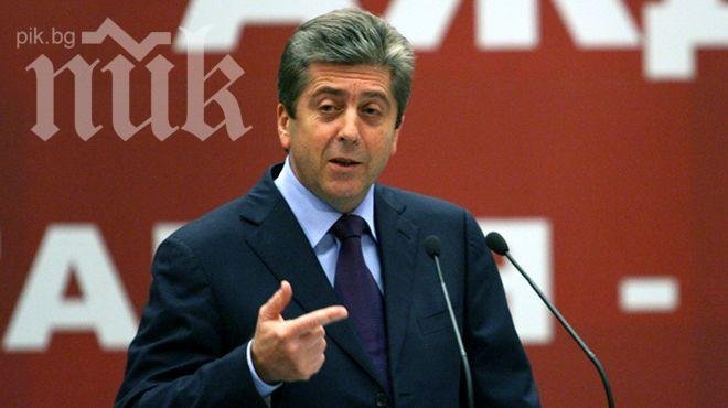 Първанов обяснил на активистка на ГЕРБ, че подкрепя референдума, но няма да участва в подписката