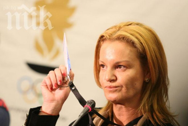 Стефка Костадинова: Държавата трябва да тропне по масата, както направи Путин