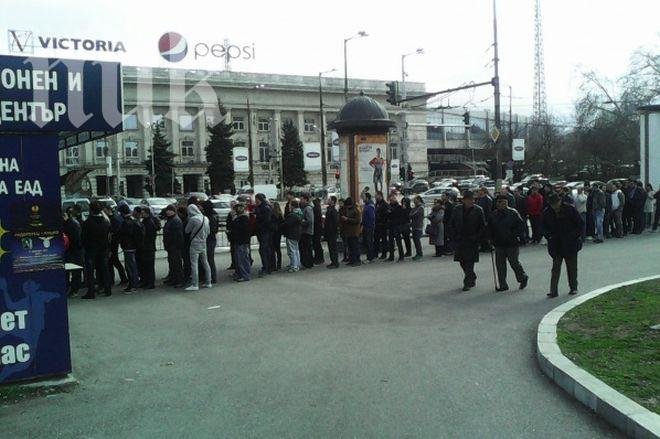 Интересът към реваша между Лудогорец и Лацио не стихва, опашки за билети в София и Пловдив