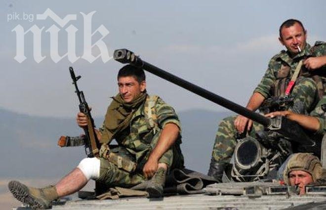 Руски военни бродят из украинската автономна република Крим