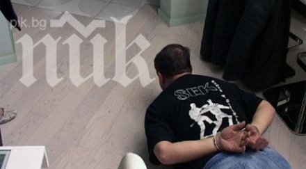 поздрав идеолозите агитаторите октопода години късно… впрочем цветанов махне политиката