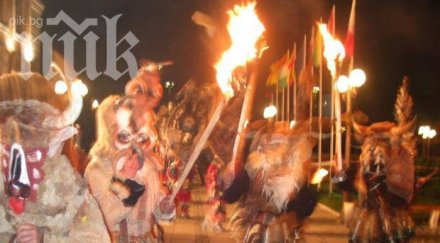 кукери гониха злото зимата челопеч